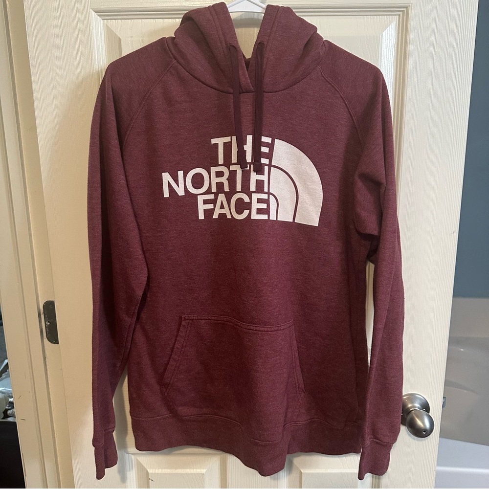 Women’s The North Face Maroon Hoodie, size Large